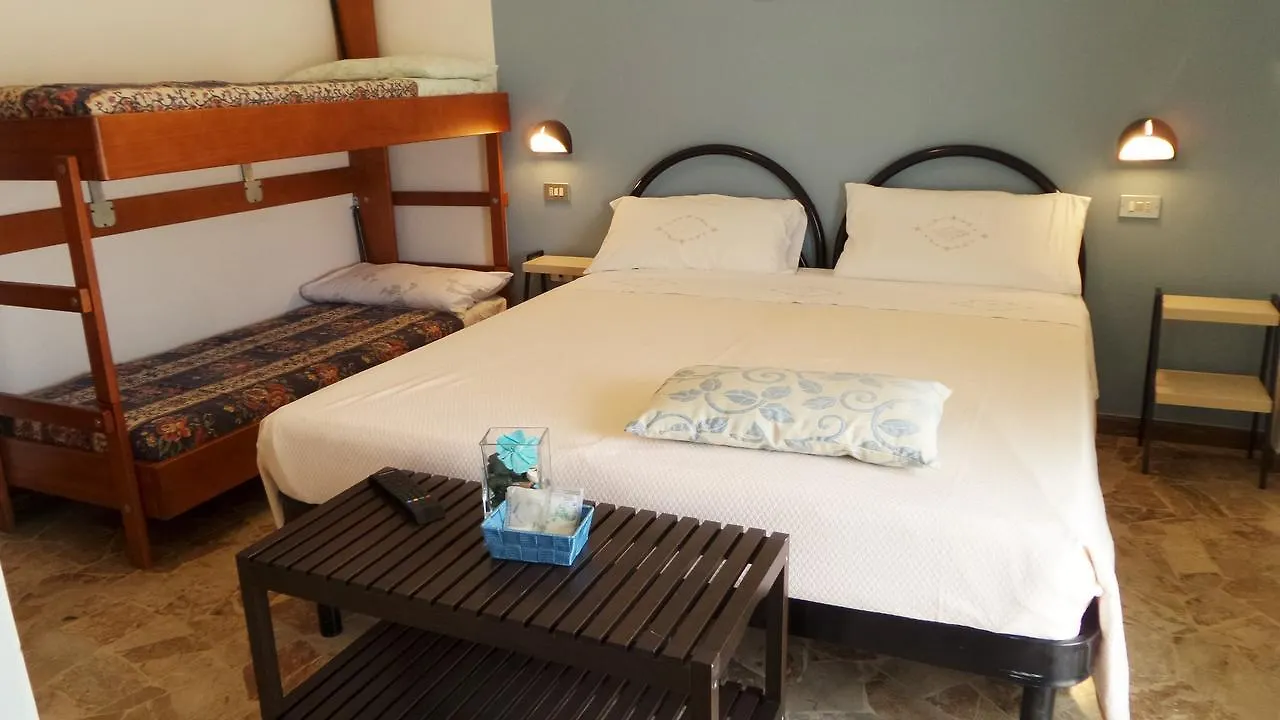 Hotel Eugenio Rimini 2*,  Italië